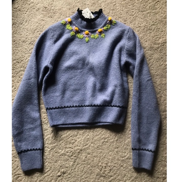 NEW Zara sweater w embroidered flower collar-Small - Picture 1 of 1